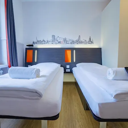 Easyhotel Limmatplatz 호텔