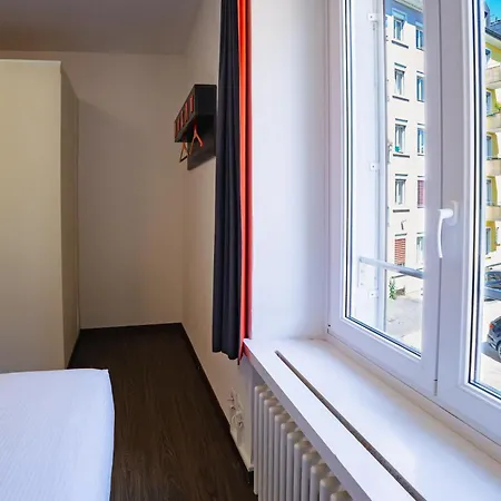 Hotell Easyhotel Limmatplatz Zürich