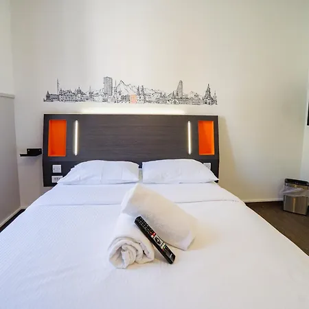 Easyhotel Limmatplatz 호텔 취리히