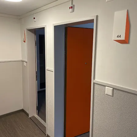 Готель Easyhotel Limmatplatz Цюрих