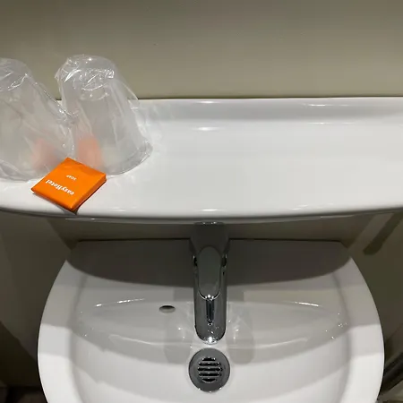 酒店 Easyhotel Limmatplatz