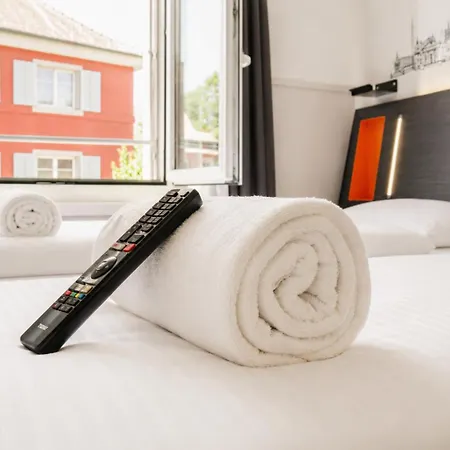 Easyhotel Limmatplatz Готель 2*