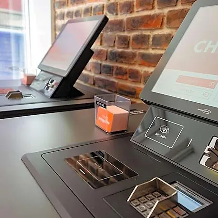 Готель Easyhotel Limmatplatz Цюрих