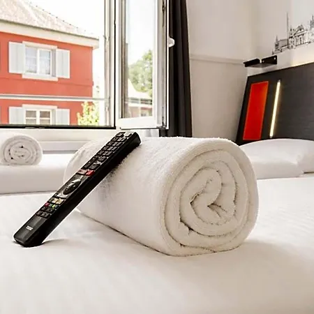 Easyhotel Limmatplatz Готель