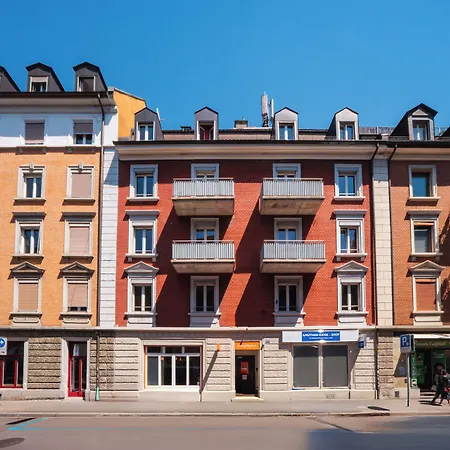 Easyhotel Limmatplatz Готель