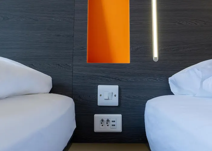 Easyhotel Limmatplatz ציריך