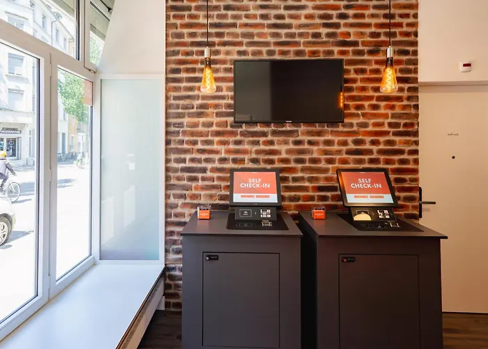 Easyhotel Limmatplatz מלון 2*